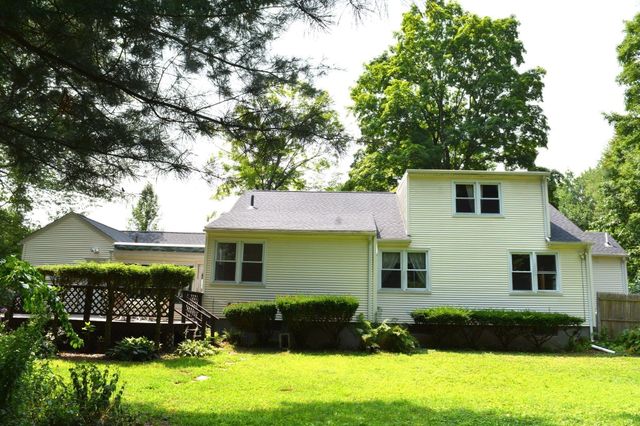 18 Highland Park Drive, West Springfield, MA 01089