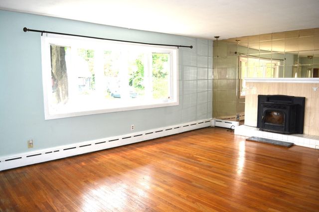 18 Highland Park Drive, West Springfield, MA 01089