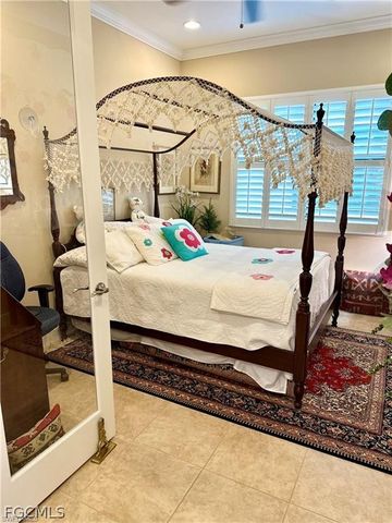 9061 Isla Bella CIR, Bonita Springs, FL 34135