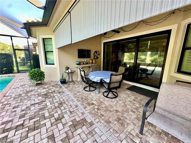 9061 Isla Bella CIR, Bonita Springs, FL 34135