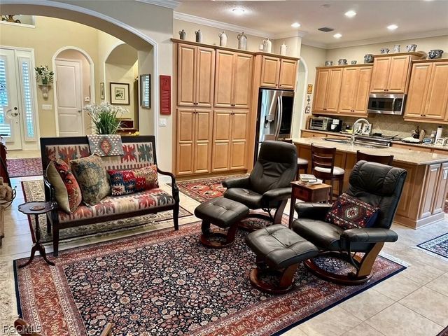 9061 Isla Bella CIR, Bonita Springs, FL 34135