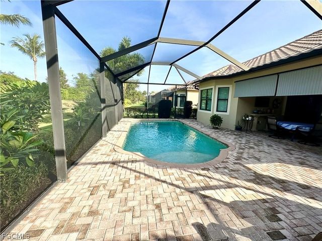 9061 Isla Bella CIR, Bonita Springs, FL 34135