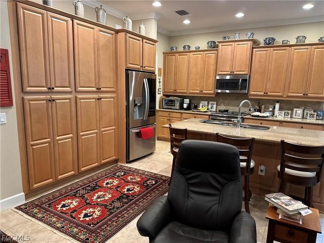 9061 Isla Bella CIR, Bonita Springs, FL 34135