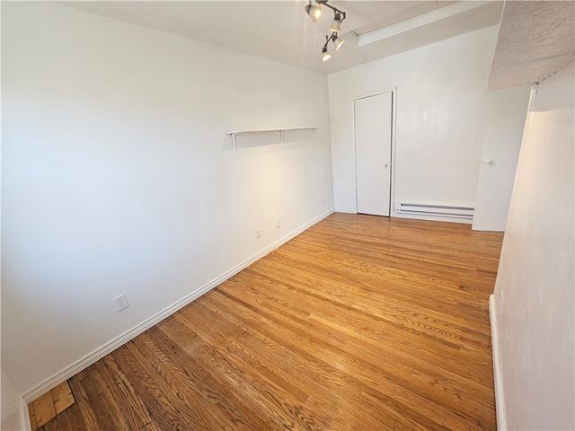 807 Hazlett Ave, Brackenridge, PA 15014