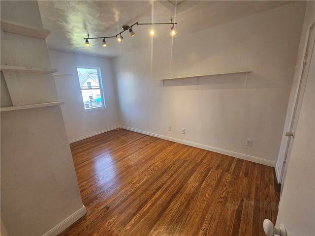 807 Hazlett Ave, Brackenridge, PA 15014