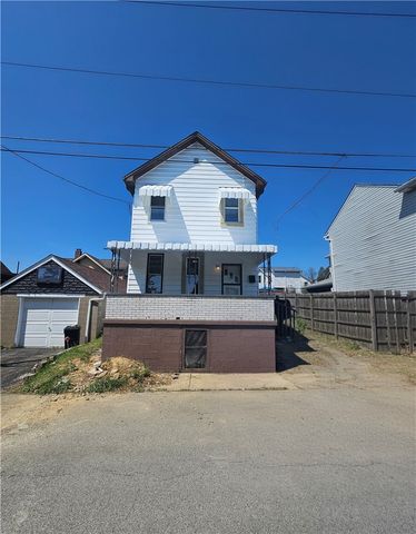 807 Hazlett Ave, Brackenridge, PA 15014