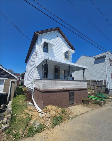 807 Hazlett Ave, Brackenridge, PA 15014