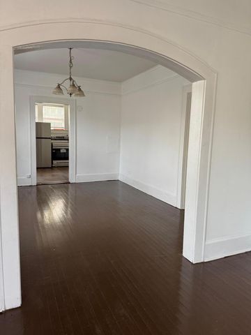 1931 Token Street, North Charleston, SC 29405