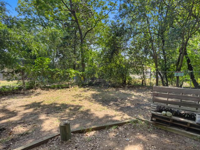 1931 Token Street, North Charleston, SC 29405