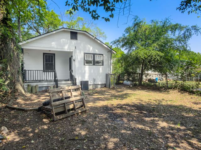 1931 Token Street, North Charleston, SC 29405