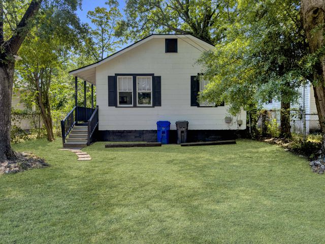 1931 Token Street, North Charleston, SC 29405