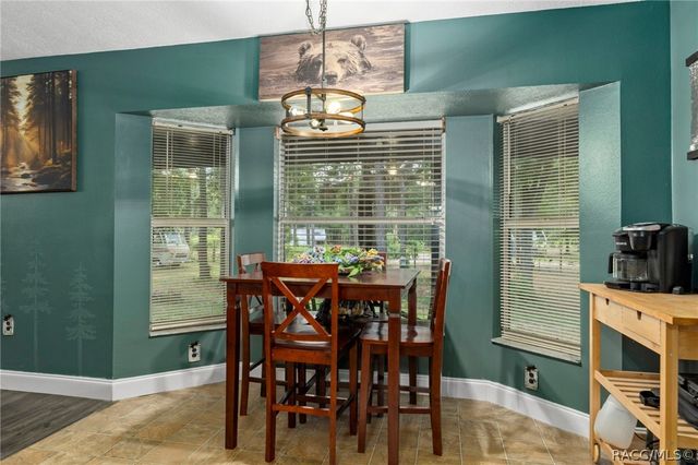 1710 S Iroquois Avenue, Homosassa, FL 34448