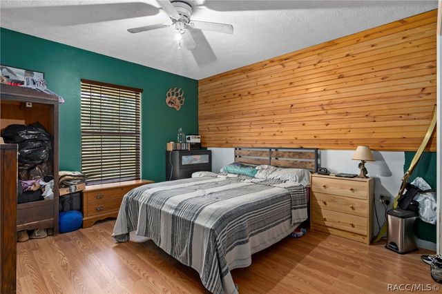 1710 S Iroquois Avenue, Homosassa, FL 34448