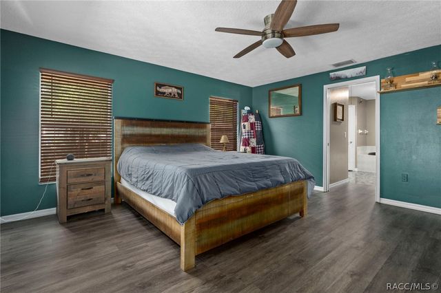 1710 S Iroquois Avenue, Homosassa, FL 34448