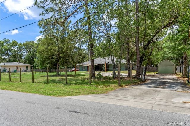 1710 S Iroquois Avenue, Homosassa, FL 34448