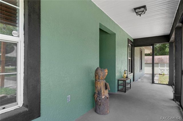 1710 S Iroquois Avenue, Homosassa, FL 34448