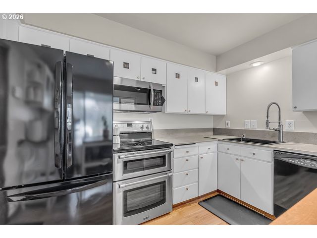 13417 Sw 61ST Ave, Portland, OR 97219