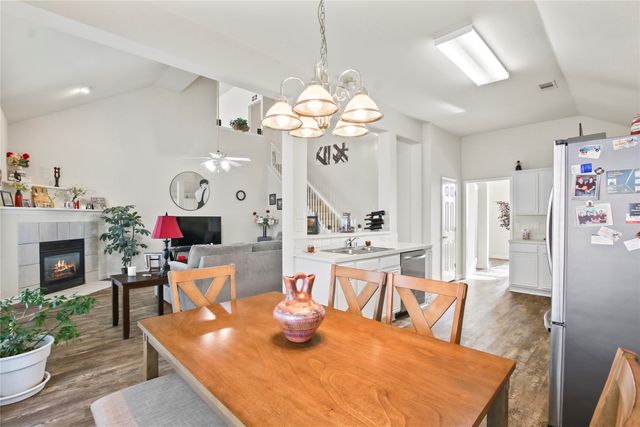 801 Cobblestone Drive, Lewisville, TX 75067
