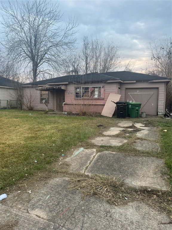 3334 Dulcrest Street, Houston, TX 77051