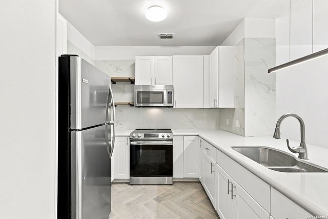 13014 Trent St, San Antonio, TX 78232