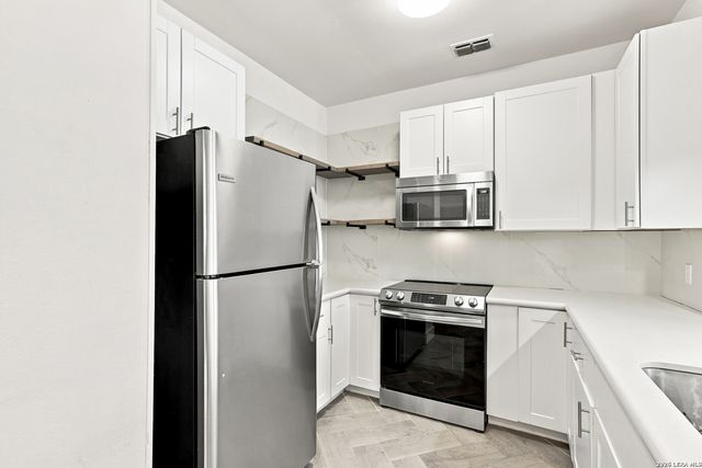 13014 Trent St, San Antonio, TX 78232