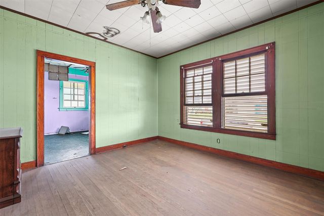 5127 Bernardo De Galvez, Galveston, TX 77551