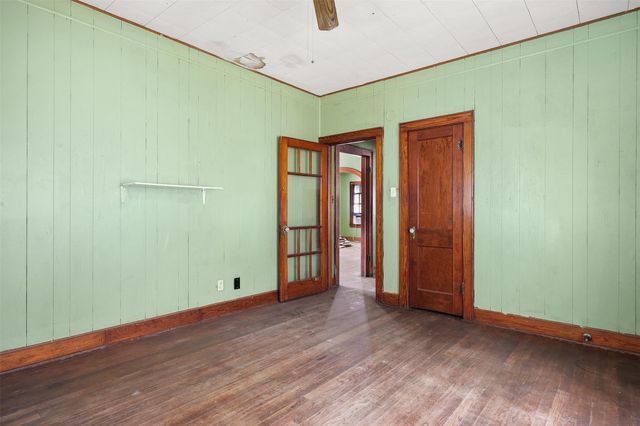 5127 Bernardo De Galvez, Galveston, TX 77551