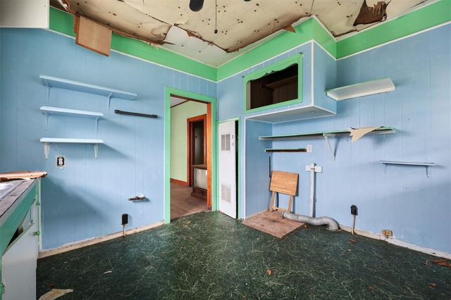 5127 Bernardo De Galvez, Galveston, TX 77551