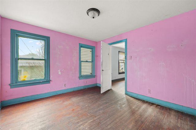 5127 Bernardo De Galvez, Galveston, TX 77551