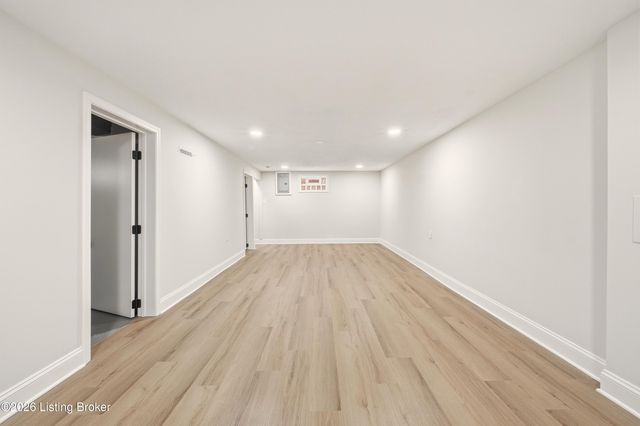 4402 Billy Bone Ct, Louisville, KY 40229