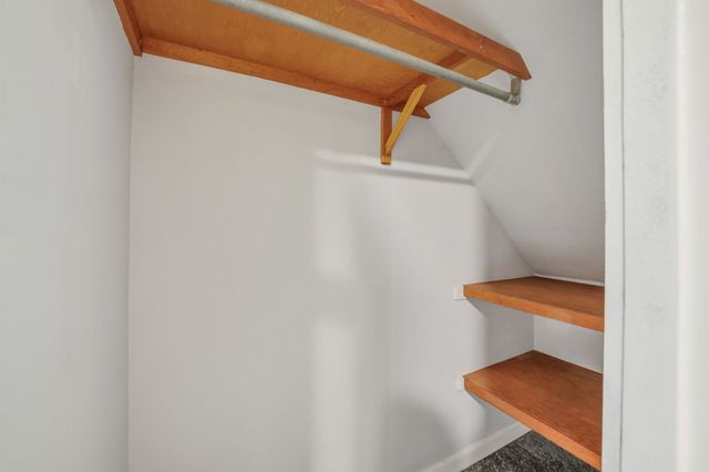 405 Plymouth St, Holbrook, MA 02343
