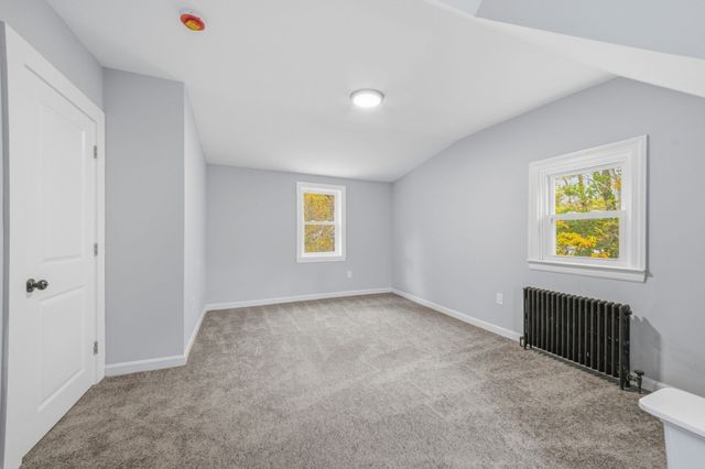 405 Plymouth St, Holbrook, MA 02343