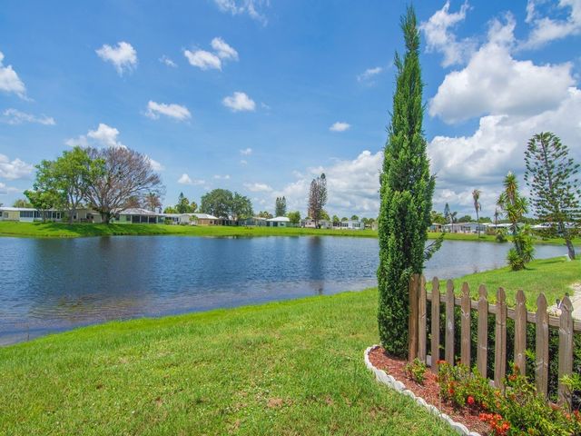 6704 Picante Circle, Fort Pierce, FL 34951