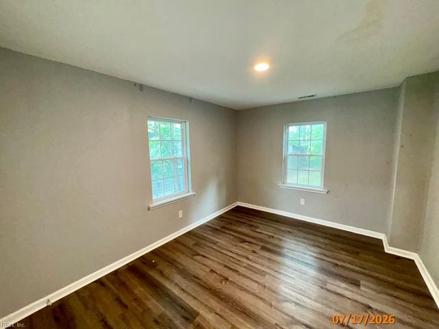 919 Decatur ST, Chesapeake, VA 23324