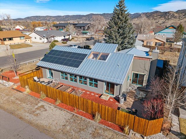 1247 J Street A, Salida, CO 81201