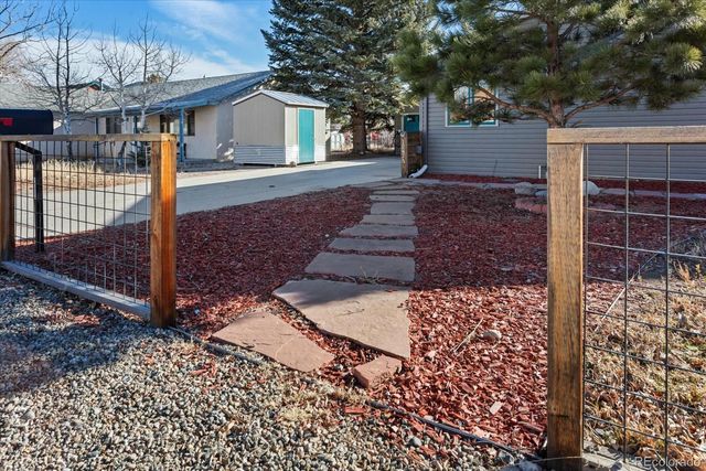 1247 J Street A, Salida, CO 81201