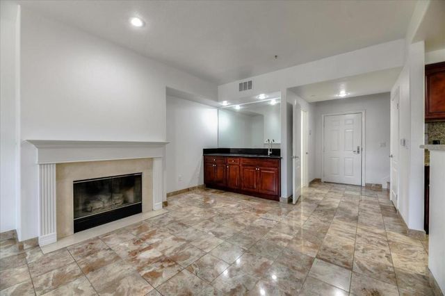 147 S 4th Street, San Jose, CA 95112