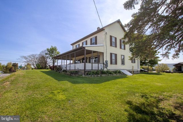 12 RIDERSVILLE RD, Berkeley Springs, WV 25411