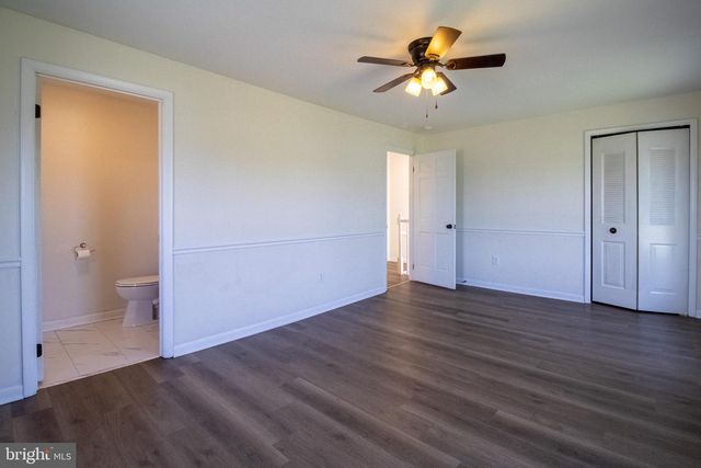 12 RIDERSVILLE RD, Berkeley Springs, WV 25411