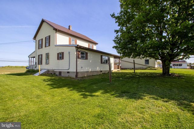 12 RIDERSVILLE RD, Berkeley Springs, WV 25411