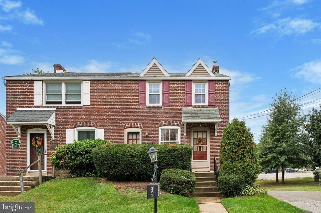 363 HOLMES RD, Holmes, PA 19043
