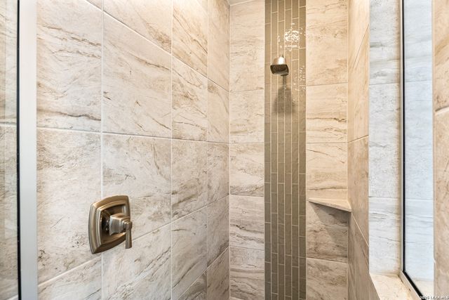 22914 Bear River, San Antonio, TX 78258