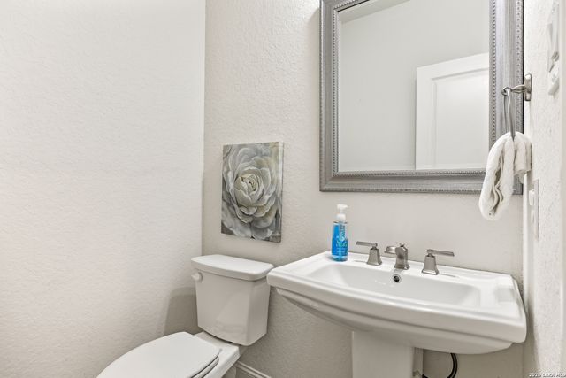 22914 Bear River, San Antonio, TX 78258