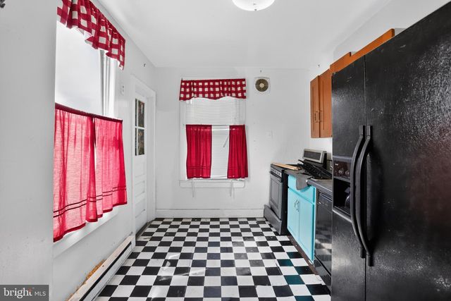 5709 WEYMOUTH ST, Philadelphia, PA 19120