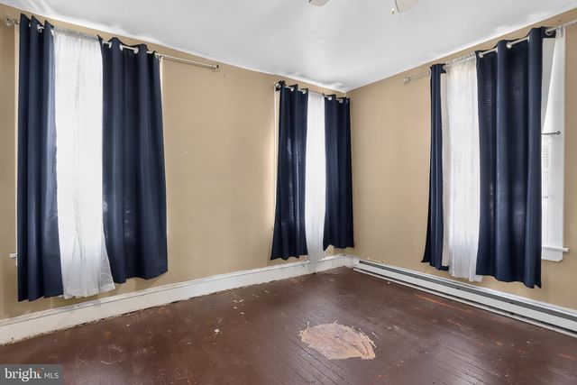 5709 WEYMOUTH ST, Philadelphia, PA 19120