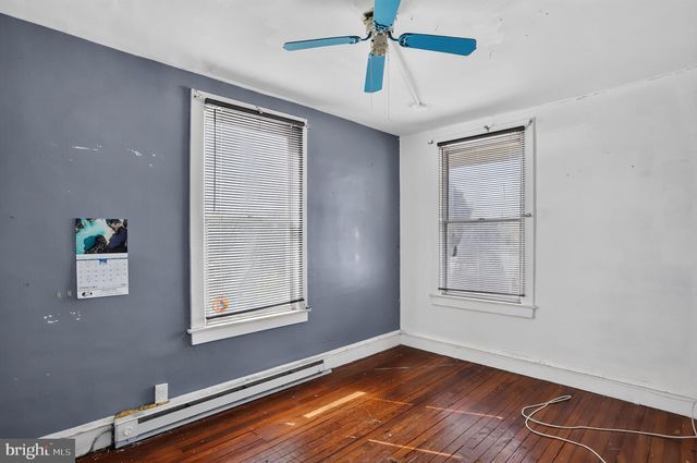 5709 WEYMOUTH ST, Philadelphia, PA 19120