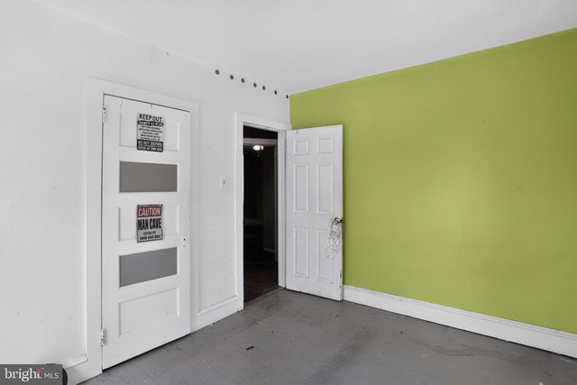 5709 WEYMOUTH ST, Philadelphia, PA 19120