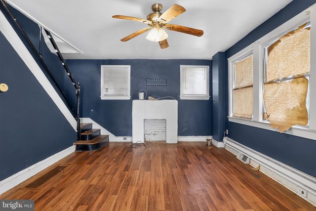 5709 WEYMOUTH ST, Philadelphia, PA 19120
