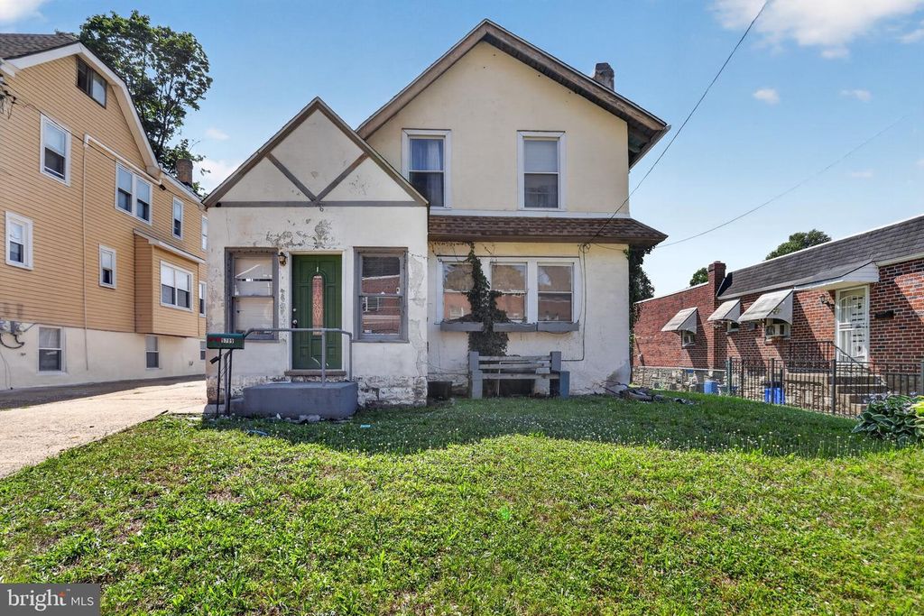 5709 WEYMOUTH ST, Philadelphia, PA 19120