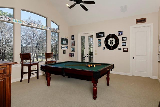 32 Palmer Woods Drive, The Woodlands, TX 77381